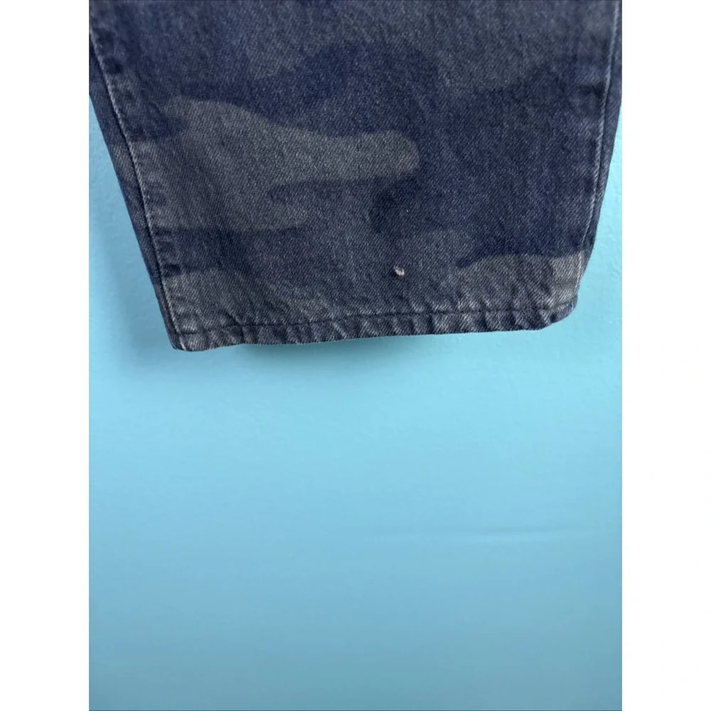 Levis product pair
